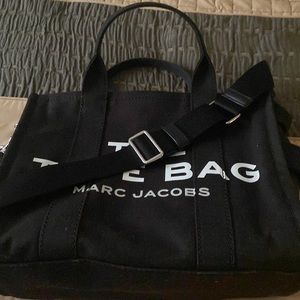 marc jacobs tote bag black medium size bag excellent condition
